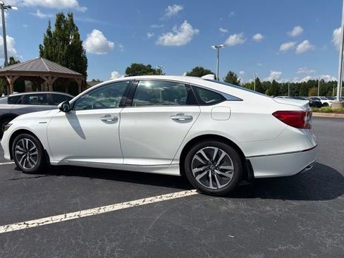 Used 2020 Honda Accord Touring image 10