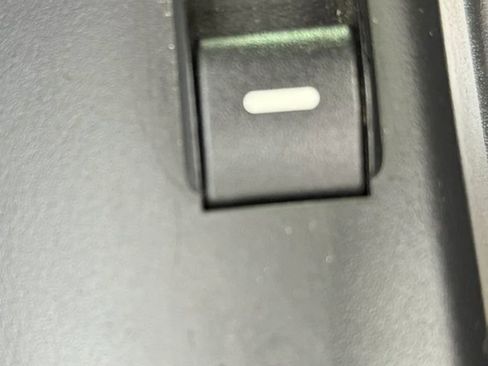 Used 2011 Land Rover Range Rover Supercharged image 30