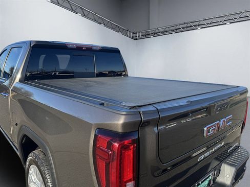 Used 2019 GMC Sierra 1500 Denali w/ Denali Ultimate Package image 6