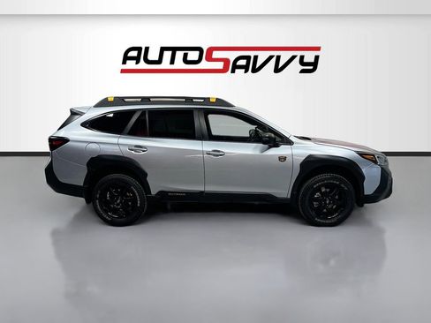 Used 2022 Subaru Outback Wilderness w/ Wilderness Package AWD/4WD image 8