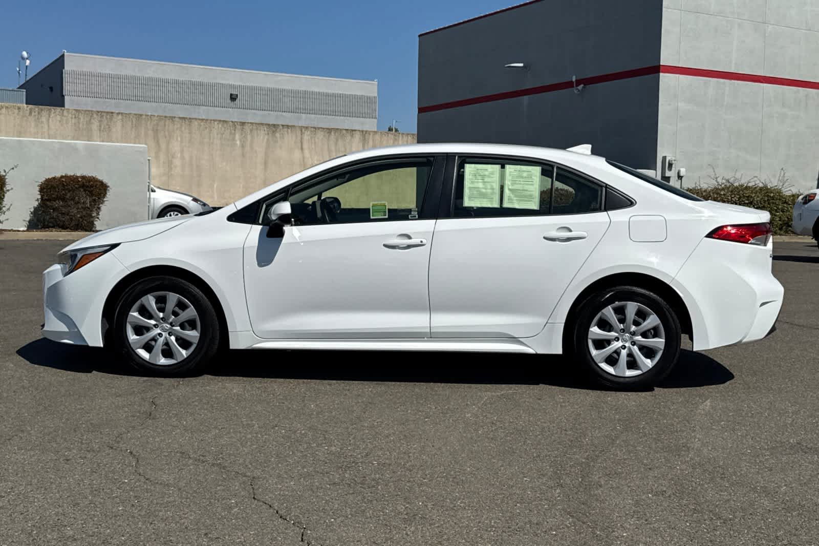 Certified 2025 Toyota Corolla LE FWD image 9