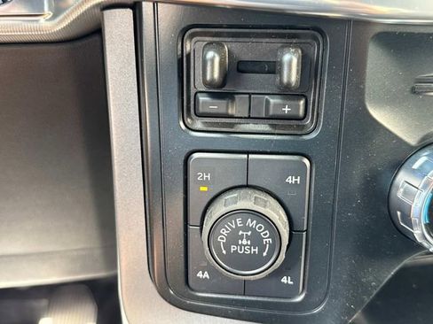 New 2025 Ford F150 Lariat w/ Equipment Group 501A Mid image 24