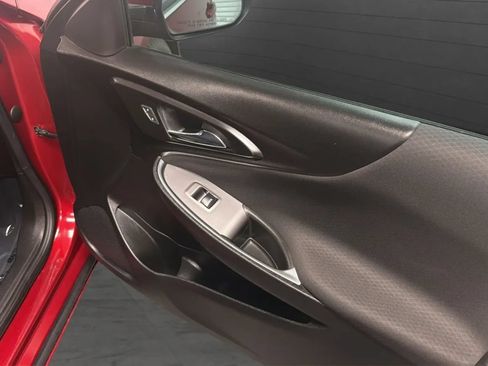 Used 2021 Chevrolet Malibu LT FWD image 24