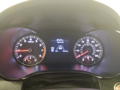 Used 2020 Kia Optima SE FWD image 23