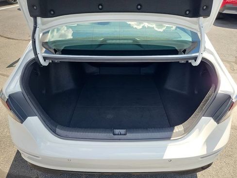 Used 2023 Honda Accord Touring image 29