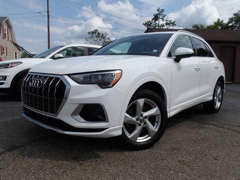Used 2019 Audi Q3 2.0T Premium AWD/4WD image 40