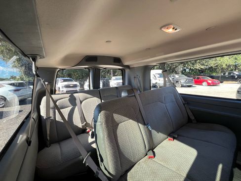 Used 2023 Chevrolet Express 3500 LS image 31