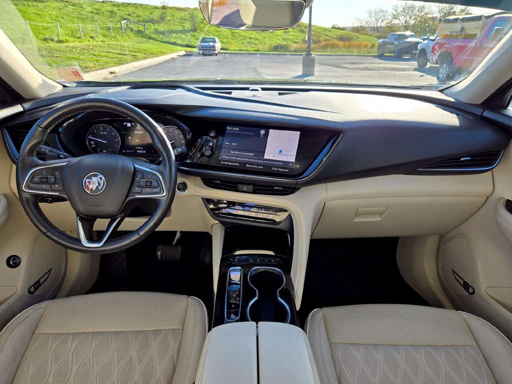 Used 2021 Buick Envision Avenir w/ Technology Package II FWD image 17