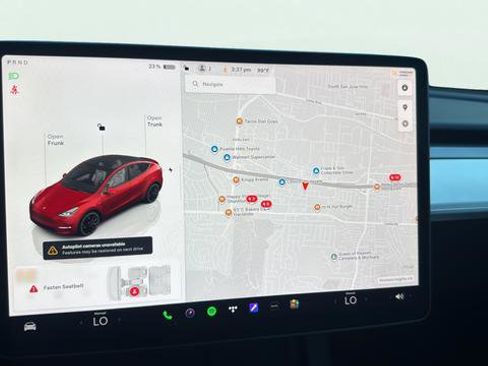 Used 2023 Tesla Model Y Performance image 18