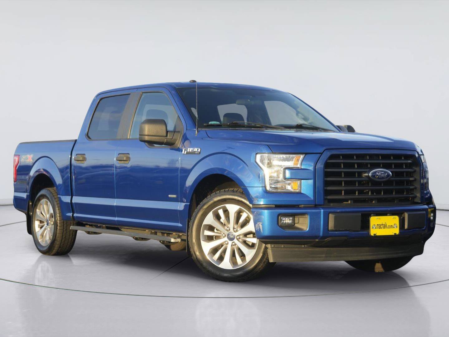 Used 2017 Ford F150 XL w/ Equipment Group 101A Mid RWD image 2