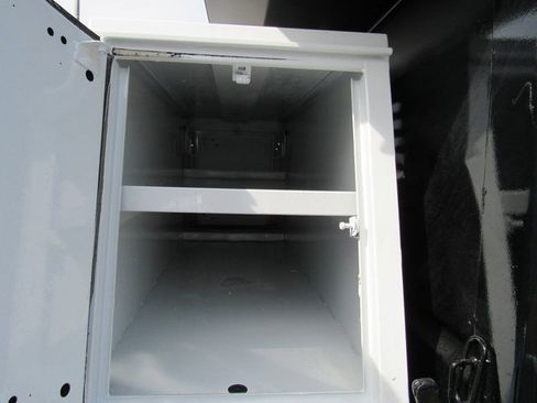 Used 2021 Ford F550 2WD Crew Cab Super Duty image 28