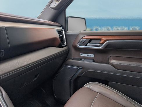 Used 2022 GMC Sierra 1500 Denali AWD/4WD image 28