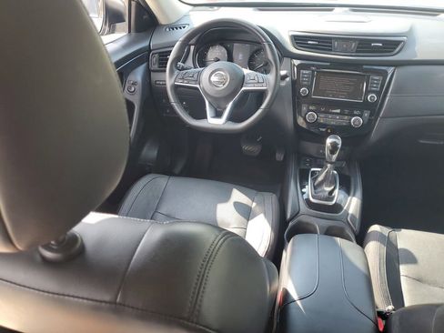 Used 2018 Nissan Rogue SL w/ Premium Package FWD image 21
