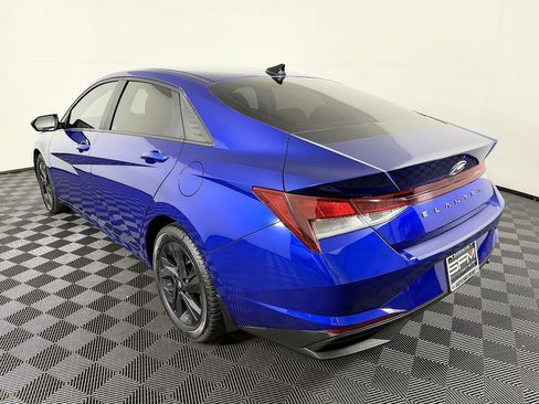 Used 2023 Hyundai Elantra SEL FWD image 14