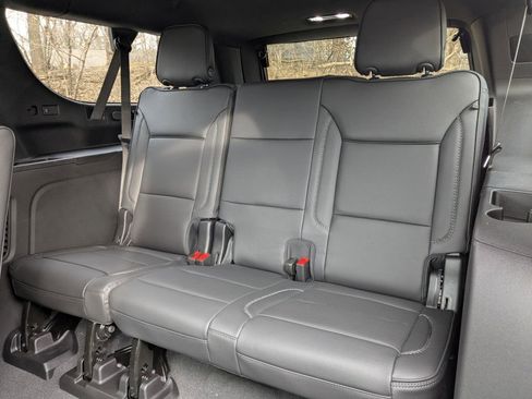 New 2026 GMC Yukon XL Denali w/ Denali Reserve Package image 34