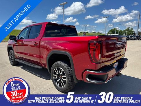 Used 2023 GMC Sierra 1500 AT4 w/ Technology Package AWD/4WD image 24