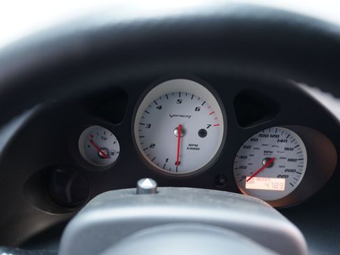 Used 2010 Dodge Viper SRT-10 image 35