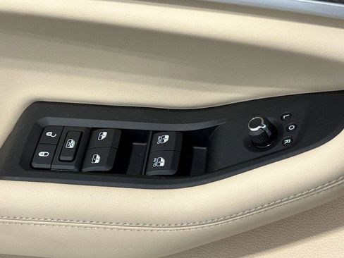 New 2025 Jeep Grand Cherokee Limited w/ Luxury Tech Group II image 29