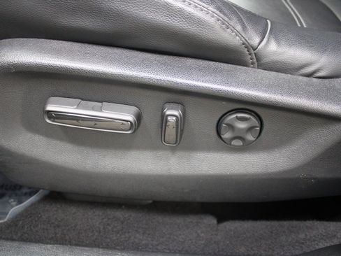 Used 2019 Honda CR-V EX-L image 16