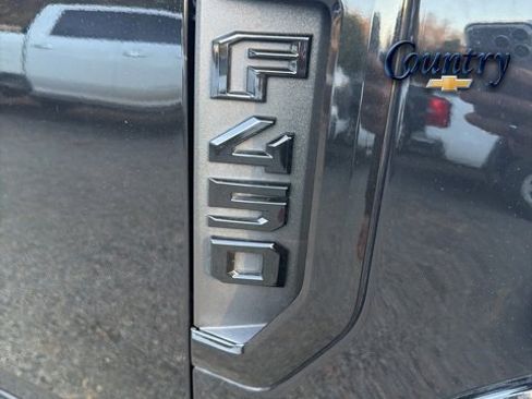 Used 2022 Ford F450 Platinum image 5