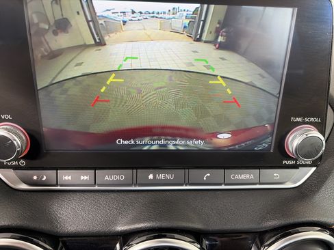 Used 2023 Nissan Sentra SR FWD image 24
