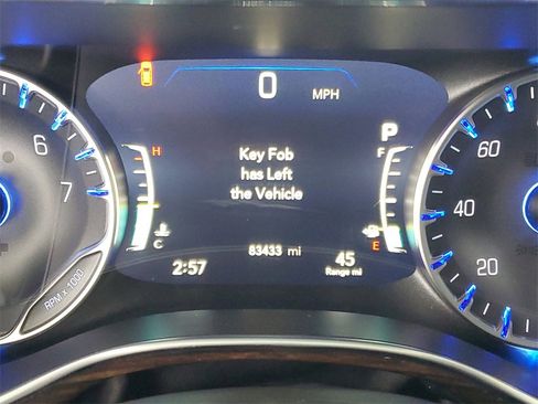 Used 2023 Chrysler Pacifica Limited image 16