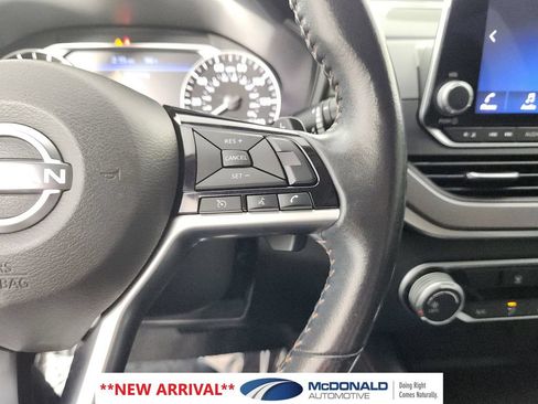 Used 2023 Nissan Altima 2.5 SR AWD/4WD image 26