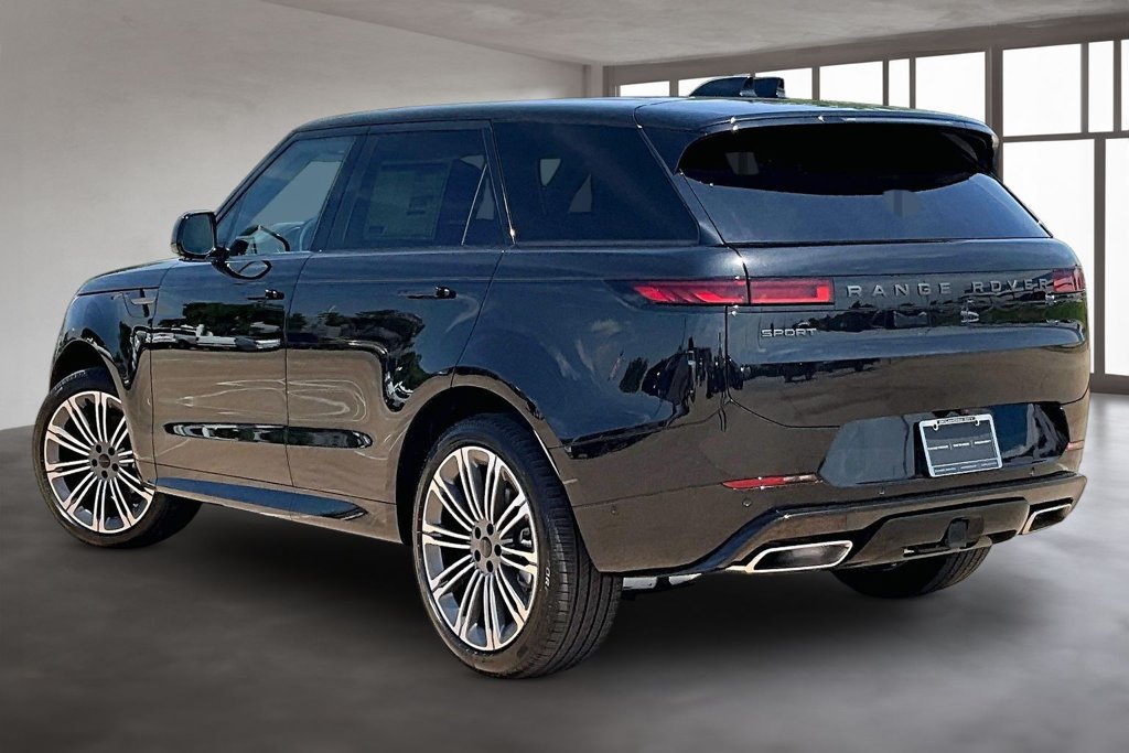 New 2026 Land Rover Range Rover Sport Dynamic SE AWD/4WD image 3