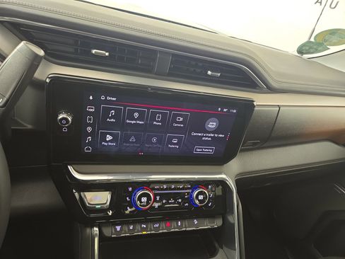 Certified 2024 GMC Sierra 2500 Denali image 23