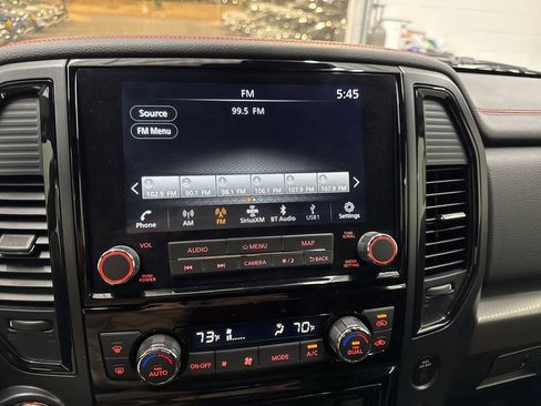 Used 2023 Nissan Titan PRO-4X w/ Pro-4x Convenience Package image 8