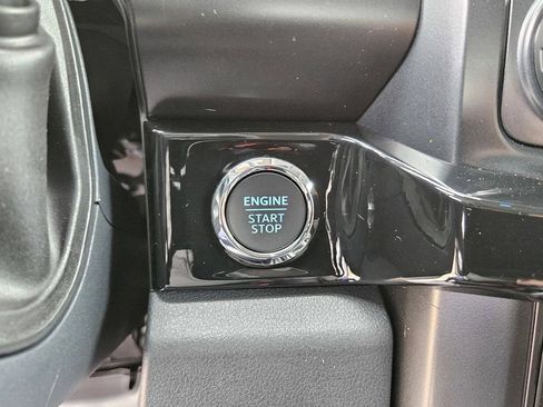 New 2026 Ford F250 Lariat w/ Black Appearance Package AWD/4WD image 18