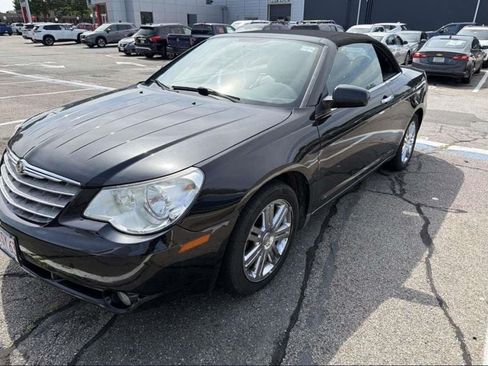 Used 2009 Chrysler Sebring Limited FWD image 1
