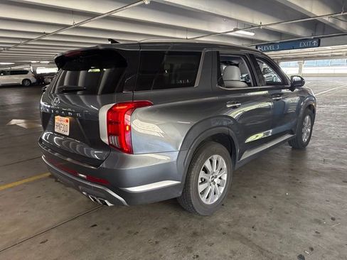 Used 2025 Hyundai Palisade SEL FWD image 3