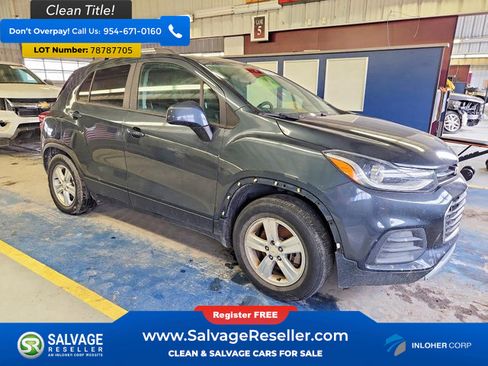 Used 2021 Chevrolet Trax LT image 5