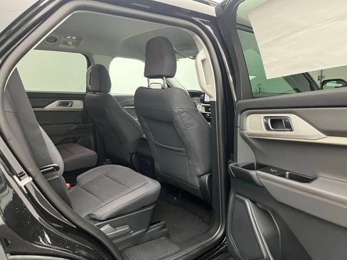 New 2026 Ford Explorer Active image 31