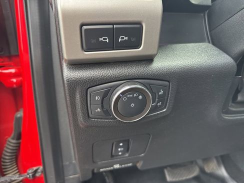 Used 2020 Ford F250 Lariat w/ Lariat Value Package AWD/4WD image 20