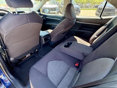 Used 2023 Toyota Camry LE image 10