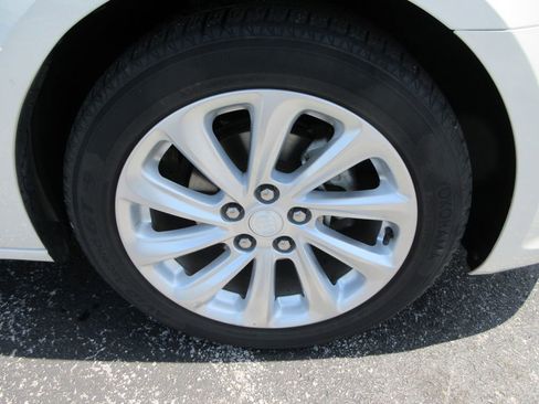 Certified 2014 Buick LaCrosse Leather FWD image 9