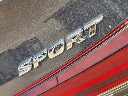 Used 2025 Honda Civic Sport image 10