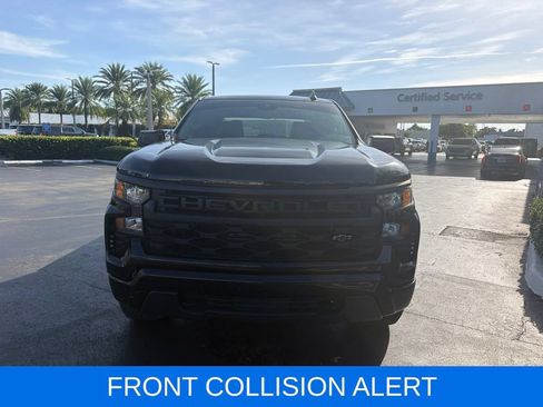 Used 2023 Chevrolet Silverado 1500 Custom RWD image 2