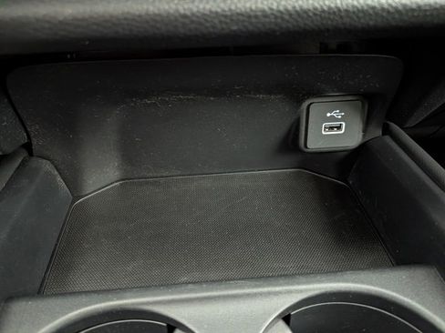 Used 2024 Honda HR-V Sport image 8