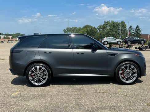 Used 2025 Land Rover Range Rover Sport Dynamic SE AWD/4WD image 44