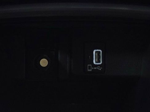 Used 2018 Honda Accord Touring image 31