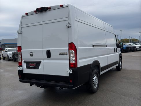 New 2026 RAM ProMaster 3500 w/ Convenience Group image 5