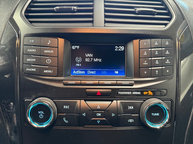 Used 2019 Ford Explorer XLT AWD/4WD image 5