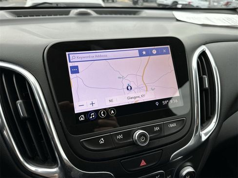 Used 2019 Chevrolet Equinox LT image 18