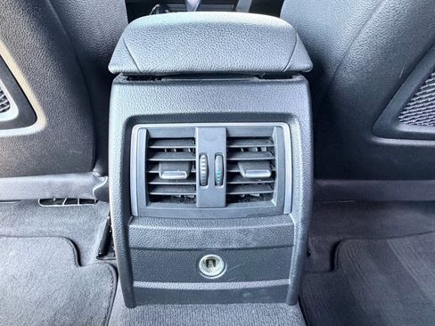 Used 2017 BMW 330i Sedan RWD image 27
