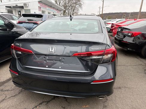 Used 2023 Honda Civic Sport image 7