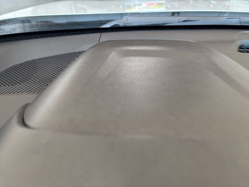 Used 2025 Nissan Altima 2.5 SV FWD image 34