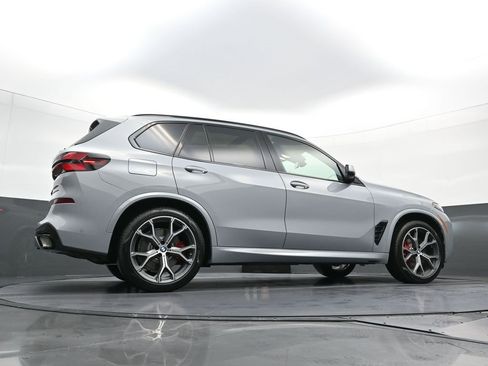 New 2026 BMW X5 xDrive50e w/ Executive Package image 31